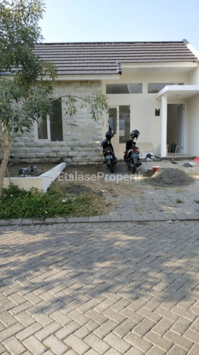 Foto properti Rumah Nyaman Dan Minimalis Surabaya Barat Northwest Bukit Palma Blok E 7