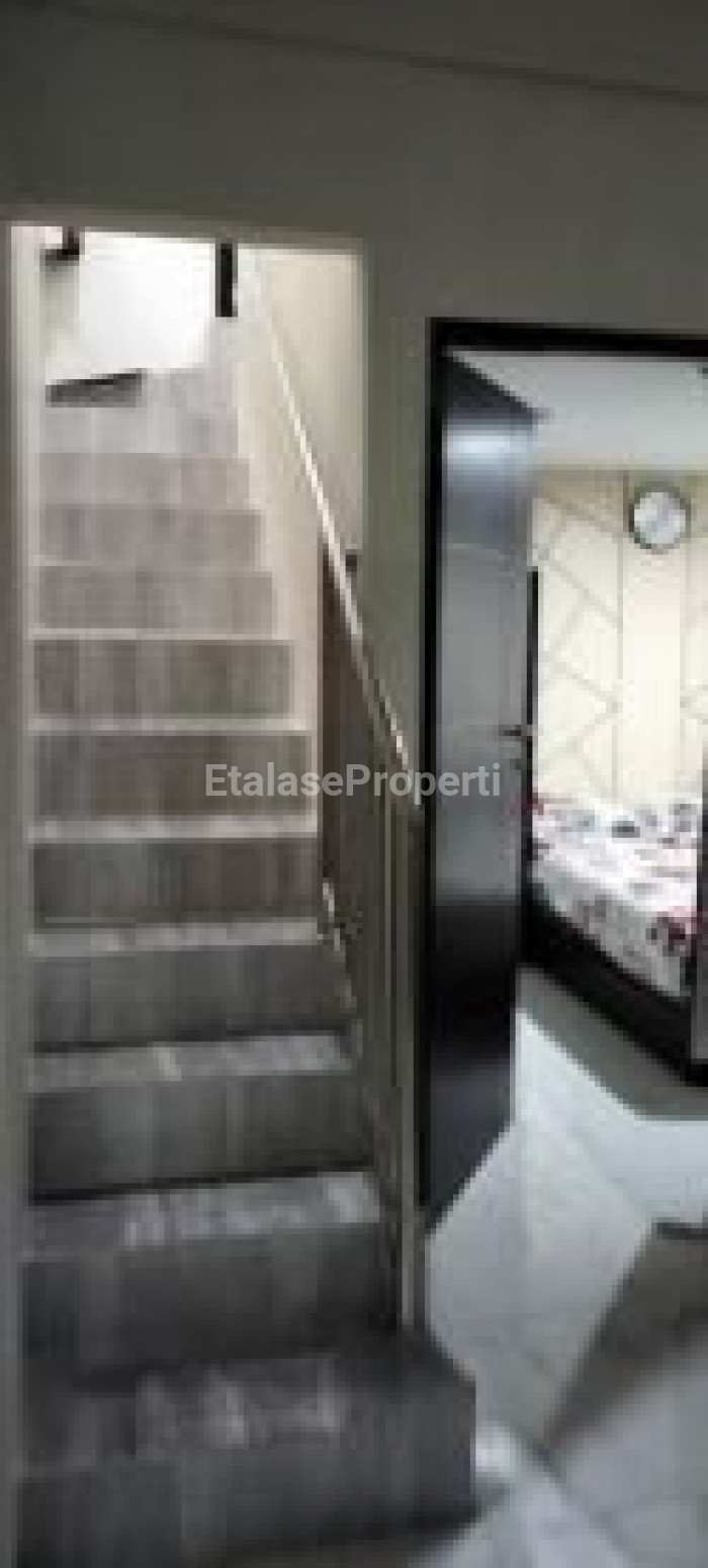 Foto properti RUMAH DIJUAL LINGKUNGAN KOMPLIT  RUNGKUT KOSAGRHA, SURABAYA TIMUR 7