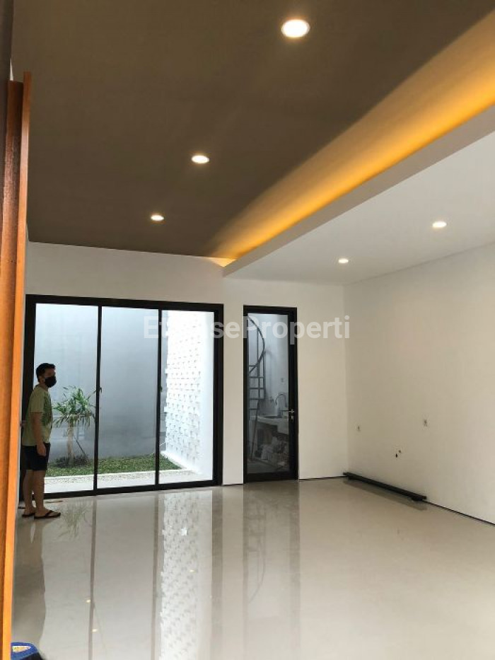 Foto properti Dijual Bukit Palma Habis Renov Dan Baru Gress 1