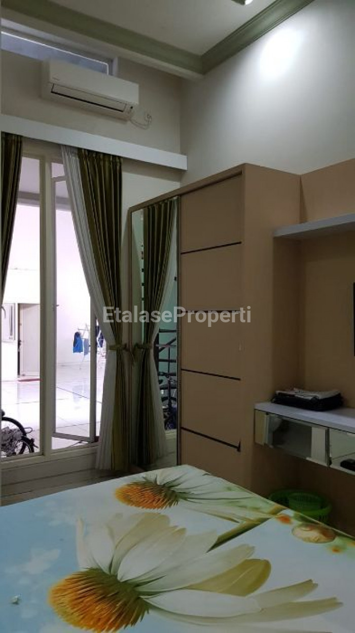 Foto properti DIJUAL FULL FURNISHED RUMAH 1,5 LANTAI GAYUNG KEBONSARI SURABAYA 6