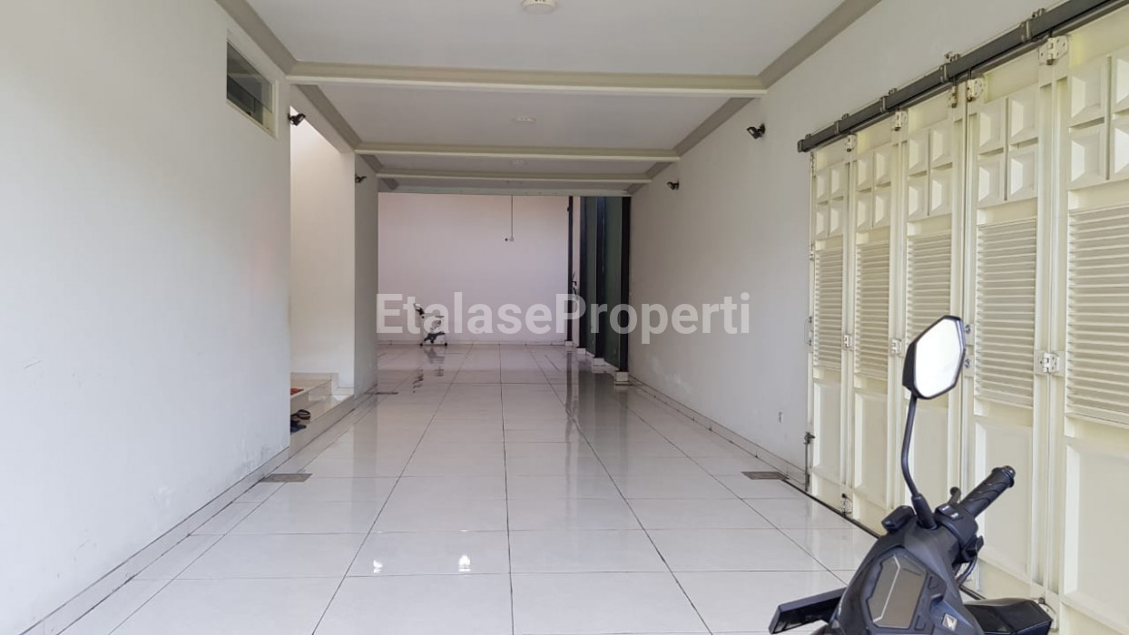 Foto properti DIJUAL FULL FURNISHED RUMAH 1,5 LANTAI GAYUNG KEBONSARI SURABAYA 7