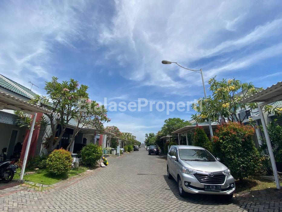 Foto properti FREE FURNISH ! Dijual Rumah Sukolilo Dian Regency Siap Huni 2