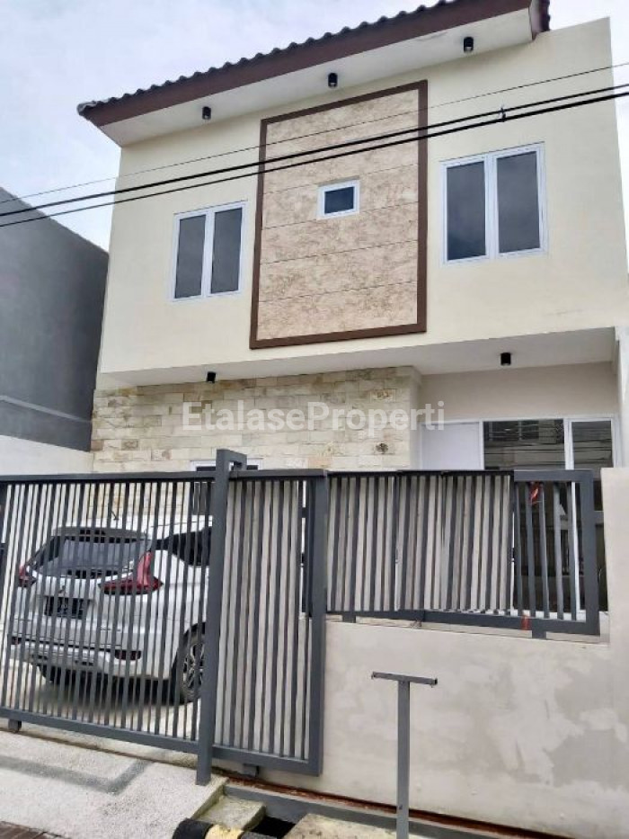 Foto properti NEW GESS !! Dijual Rumah Simpang Darmo Permai Selatan 1