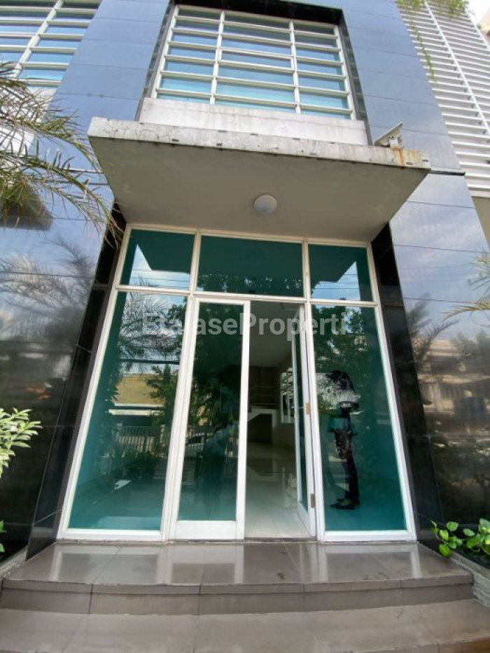 Foto properti Ruko Di Trillium Office & Residence Akses Jl. Embong Kenongo 2