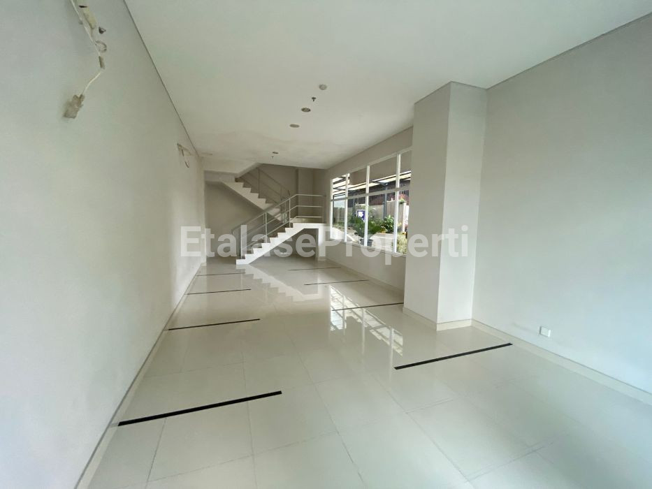 Foto properti Ruko Di Trillium Office & Residence Akses Jl. Embong Kenongo 6