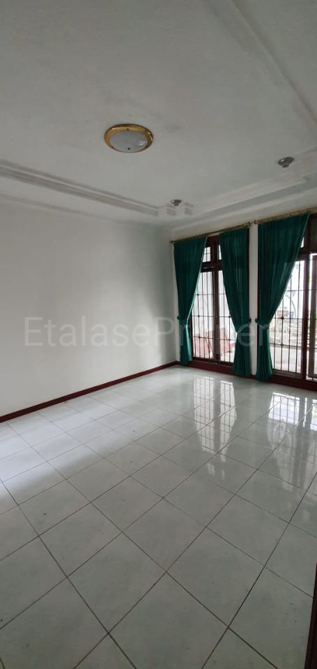 Foto properti Rumah Surabaya Barat Villa Bukit Mas Mediterania 5