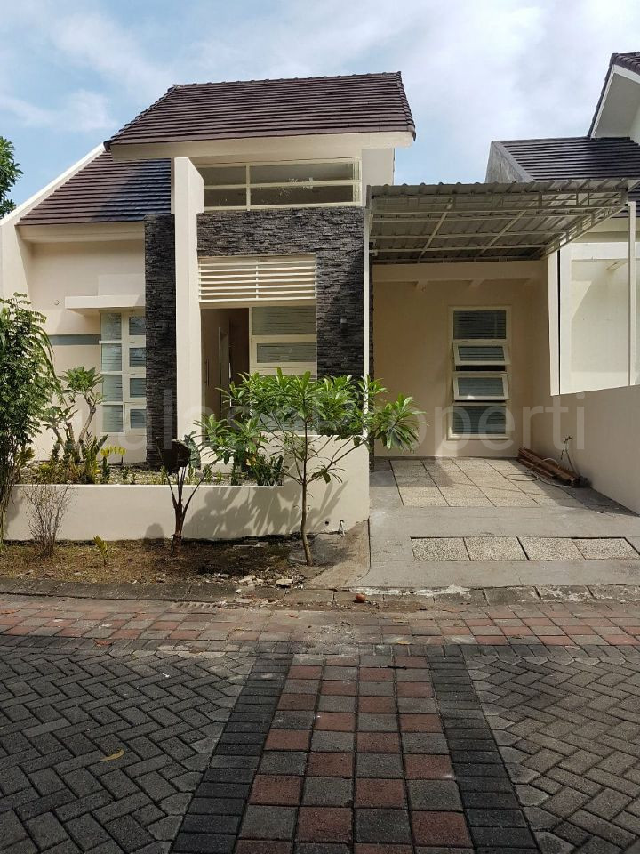 Foto properti Rumah Surabaya Barat Villa Bukit Mas Mediterania 6