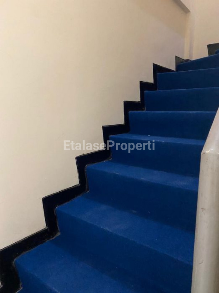 Foto properti Disewakan Ruko 3 Lantai Di Plaza Segi  Delapan 4