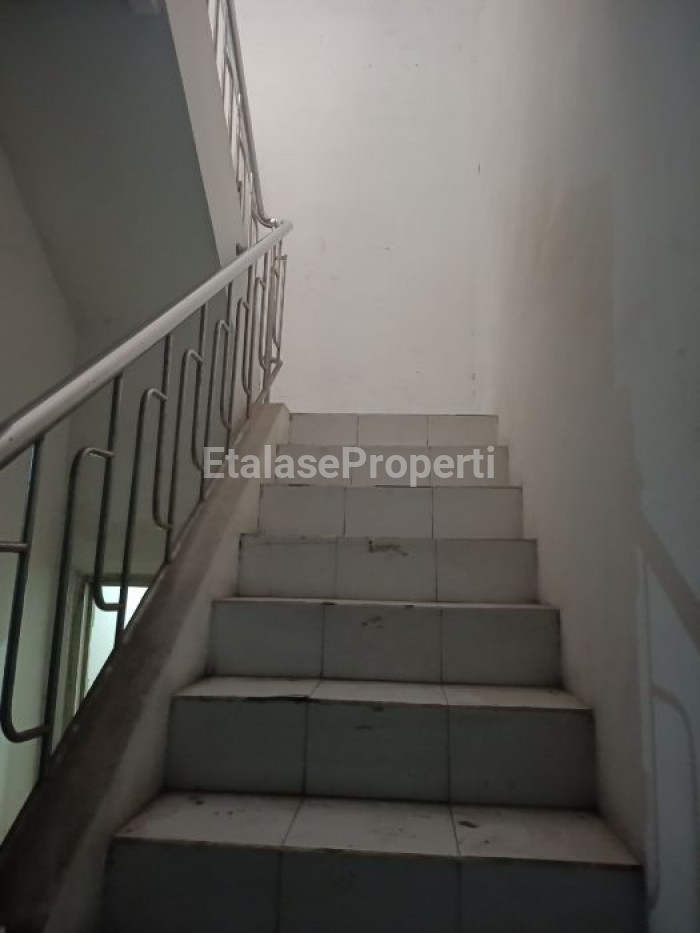 Foto properti Dijual Rumah Strategis Petemon Gang 4 Sawahan Daerah Surabaya Pusat 6