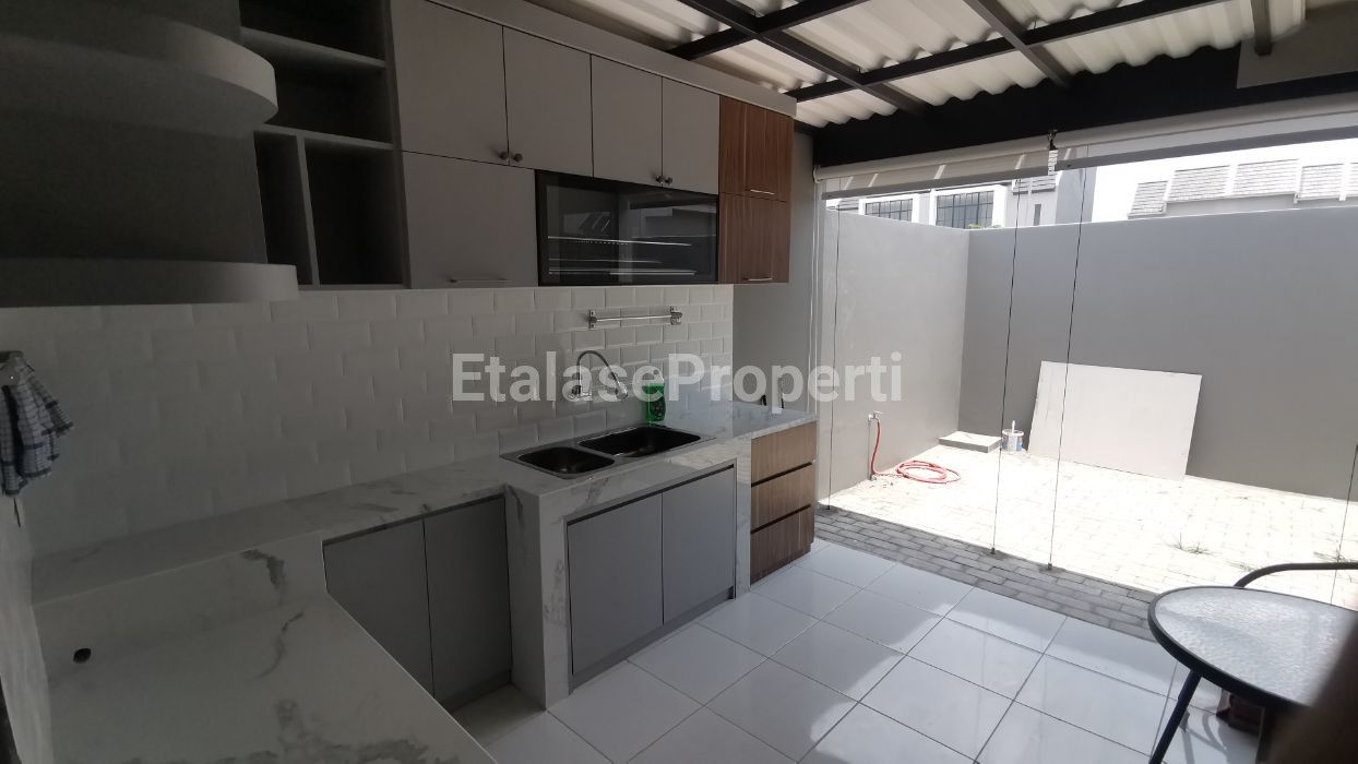 Foto properti Rumah Grand Sunrise Siap Huni Semi Furnish 3