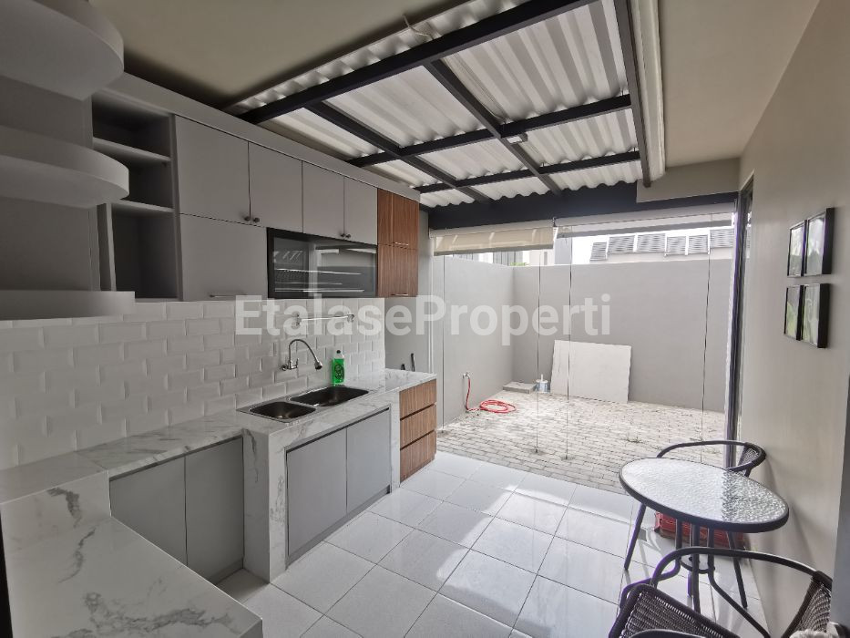 Foto properti Rumah Grand Sunrise Siap Huni Semi Furnish 5
