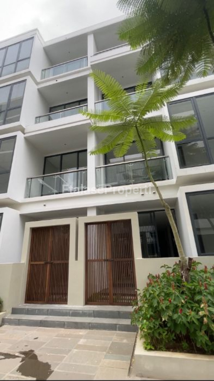 Foto properti [PRIMARY] NEW LAUNCHING TOWER E - THE ROSEBAY 7 UNITS ONLY Unit Ground Floor With Private Garden 3