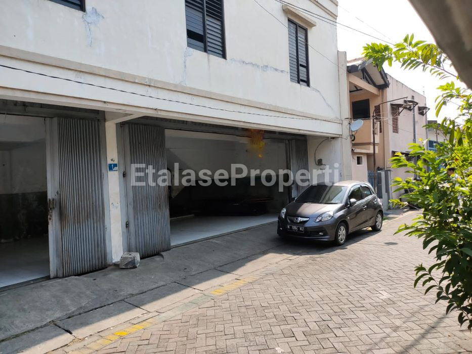 Foto properti Dijual Gudang Di Tengah Kota 2