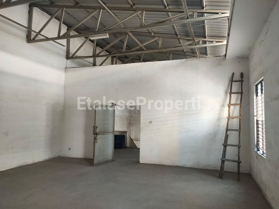 Foto properti Dijual Gudang Di Tengah Kota 4