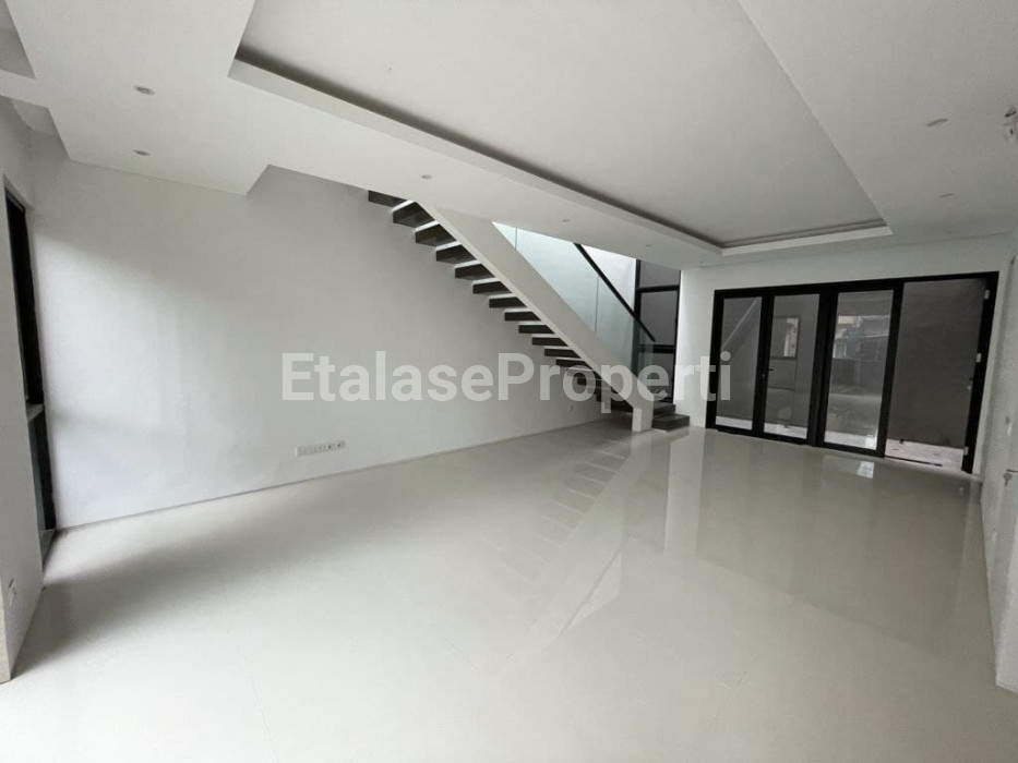 Foto properti Dijual Rumah Baru Modern Minimalis Alam Hijau Citraland 3