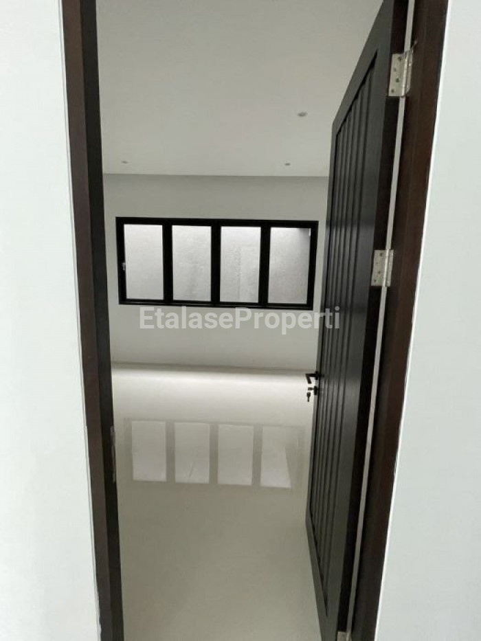 Foto properti Dijual Rumah Baru Modern Minimalis Alam Hijau Citraland 8