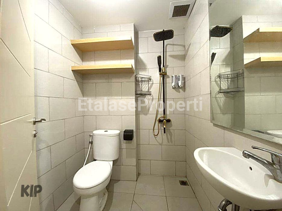 Foto properti Apartemen Benson Tower Type Studio, Furnished & View Pool 6