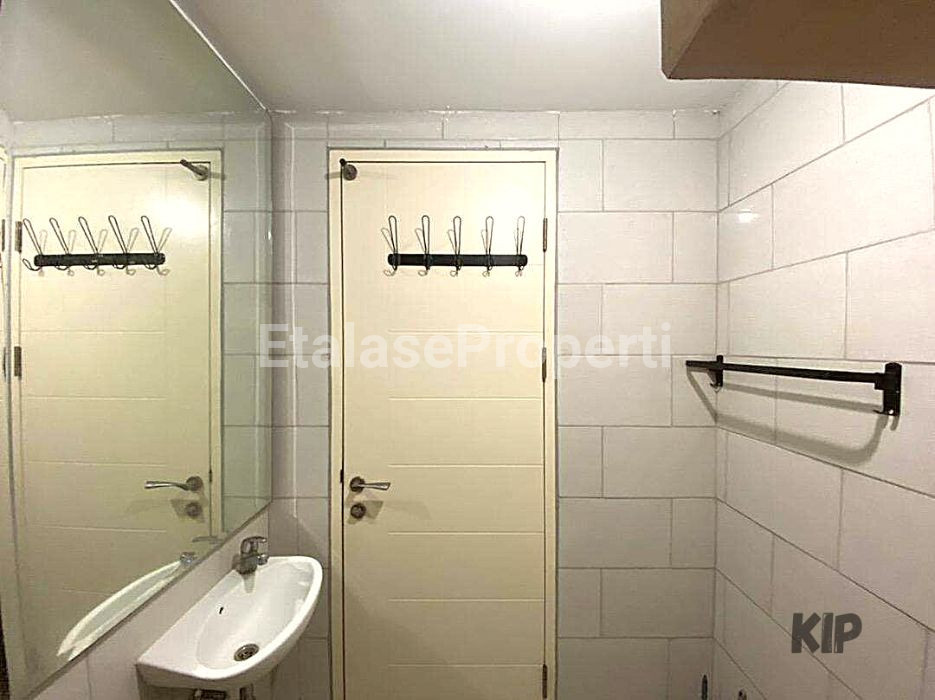 Foto properti Apartemen Benson Tower Type Studio, Furnished & View Pool 7