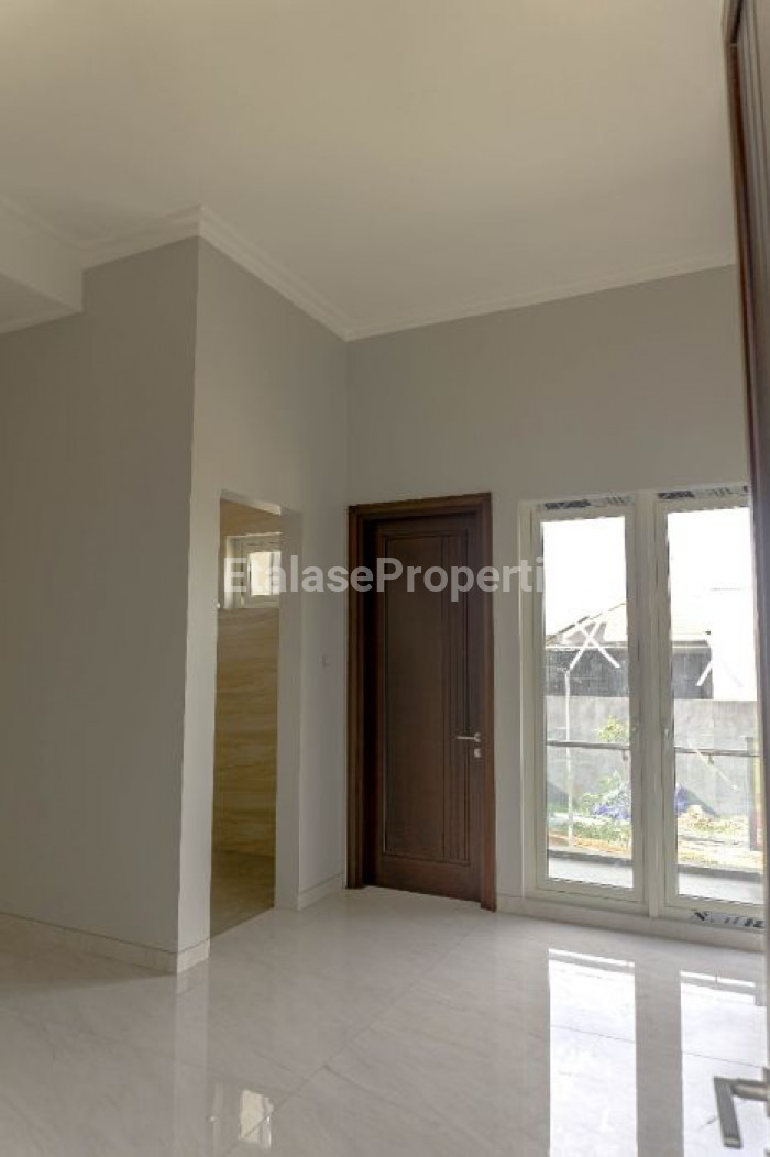 Foto properti Dijual Rumah Lokasi Premium - Citraland 3