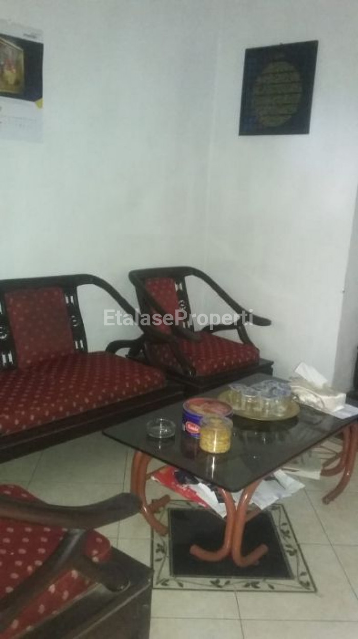 Foto properti Disewakan Rumah Wiyung Dekat UNESA PTC 1