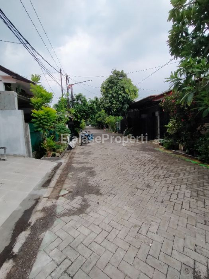 Foto properti Rumah Modern Baru Rungkut Jaya Wonorungkut Utara 15 Menit Dari Galaxy Mall 4
