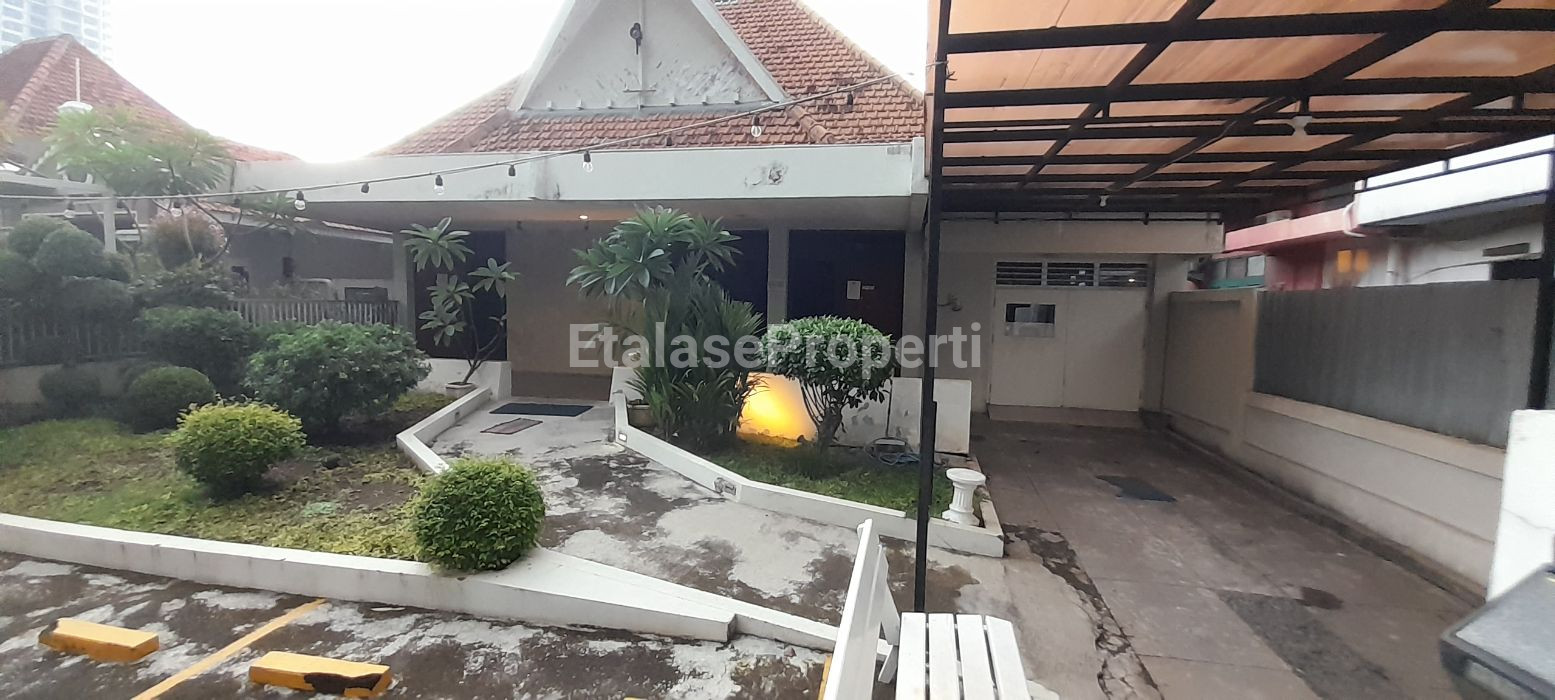 Foto properti Disewakan Rumah Yang Sangat Sesuai Untuk Tinggal Dan Berbagai Macam Usaha 1
