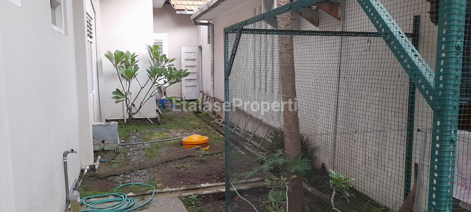 Foto properti Disewakan Rumah Yang Sangat Sesuai Untuk Tinggal Dan Berbagai Macam Usaha 2