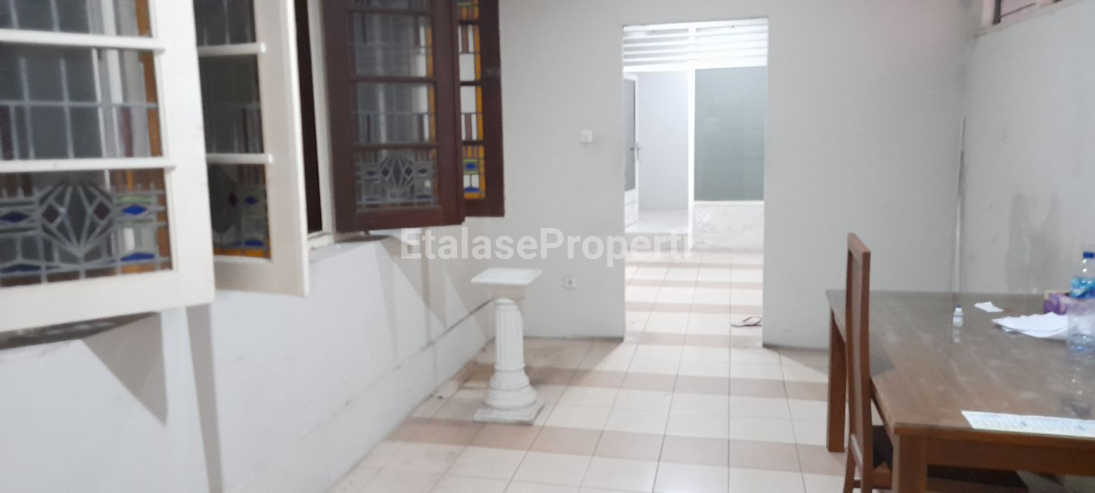 Foto properti Disewakan Rumah Yang Sangat Sesuai Untuk Tinggal Dan Berbagai Macam Usaha 3