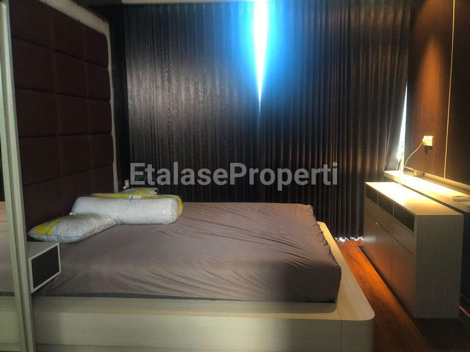 Foto properti Disewakan The Via & Vue Ciputra World 3br Full Furnished 3