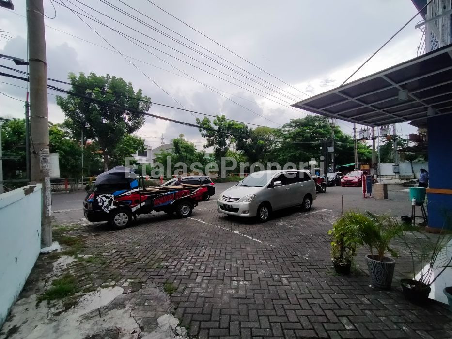 Foto properti Disewakan Ruko Klampis 21 Sebelah Jalan Raya Arief Rahman Hakim 2