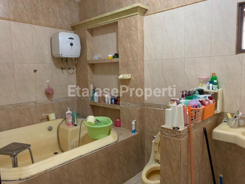 Foto properti Jual Rumah Hook Classic Taman Mutiara, Pakuwon City 5