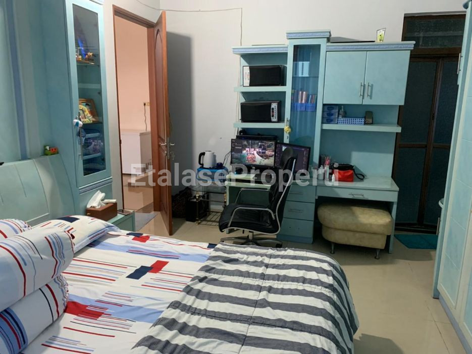 Foto properti Jual Rumah Hook Classic Taman Mutiara, Pakuwon City 7