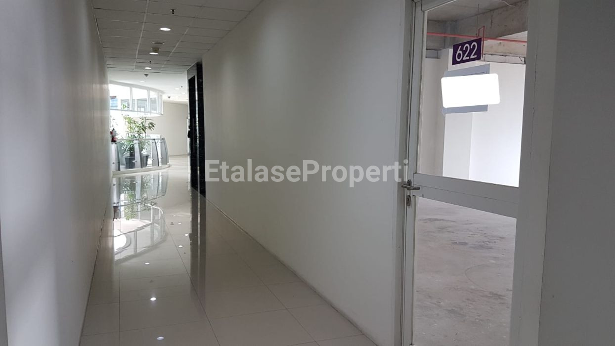 Foto properti Dijual Perkantoran SPAZIO Lantai 6 Surabaya Barat 1