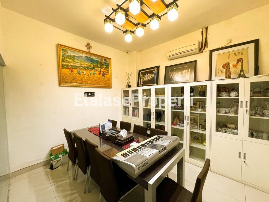Foto properti JUAL! Ruko Kompleks Wonokitri Mayjend Sungkono 7