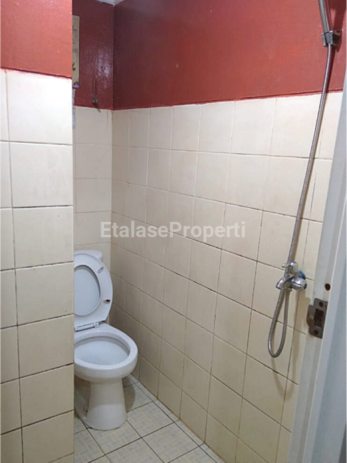 Foto properti Disewakan Semi Furnished Apartemen Puncak Permai 5