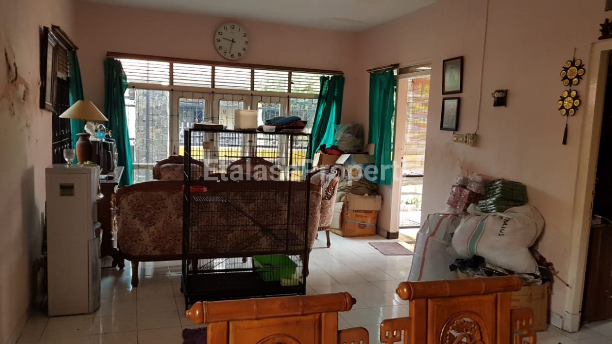 Foto properti Dijual Murah Rumah Lokasi Strategis Dekat Pusat Perdagangan Grosir 5