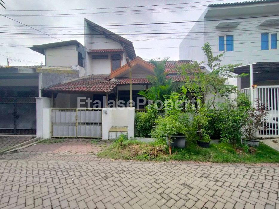 Foto properti Dijual Rumah Sutorejo Tengah 1.5 Lantai Hitung Tanah 1