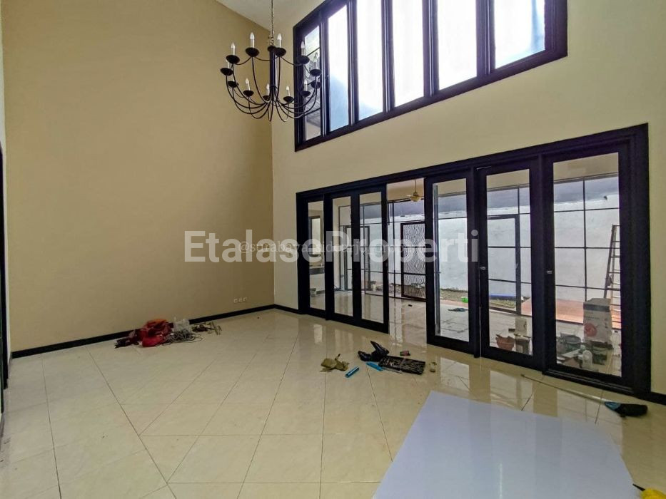 Foto properti Dijual Rumah Siap Huni Babatan Pratama Wiyung Surabaya Barat 9