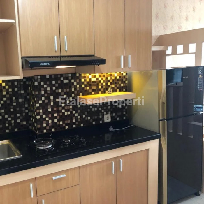 Foto properti Jual Murah Apartment Puncak Dharmahusada Furnished 2 BR Bagus 4