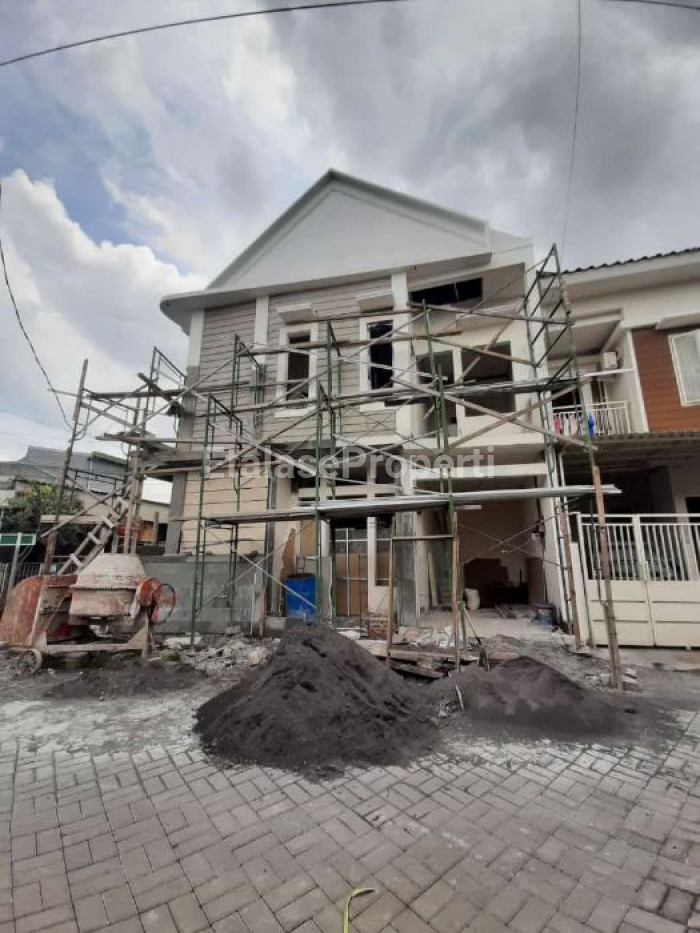 Foto properti Dijual Rumah Baru Hampir Selesai Jl. Medokan Sawah Timur Rungkut Surabaya 1