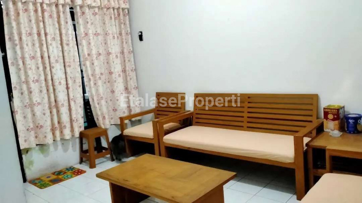 Foto properti Rumah Beserta Toko Di Brigjen Katamso Waru Sidoarjo Dijual Cepat 5