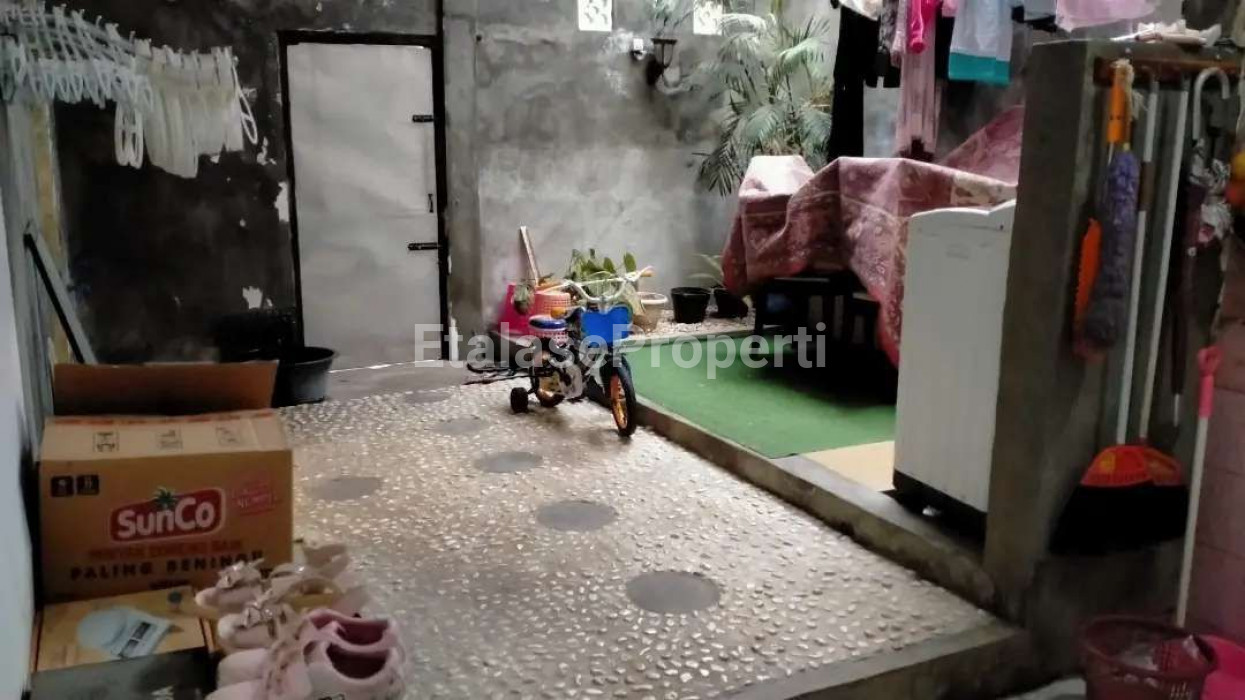 Foto properti Rumah Beserta Toko Di Brigjen Katamso Waru Sidoarjo Dijual Cepat 8