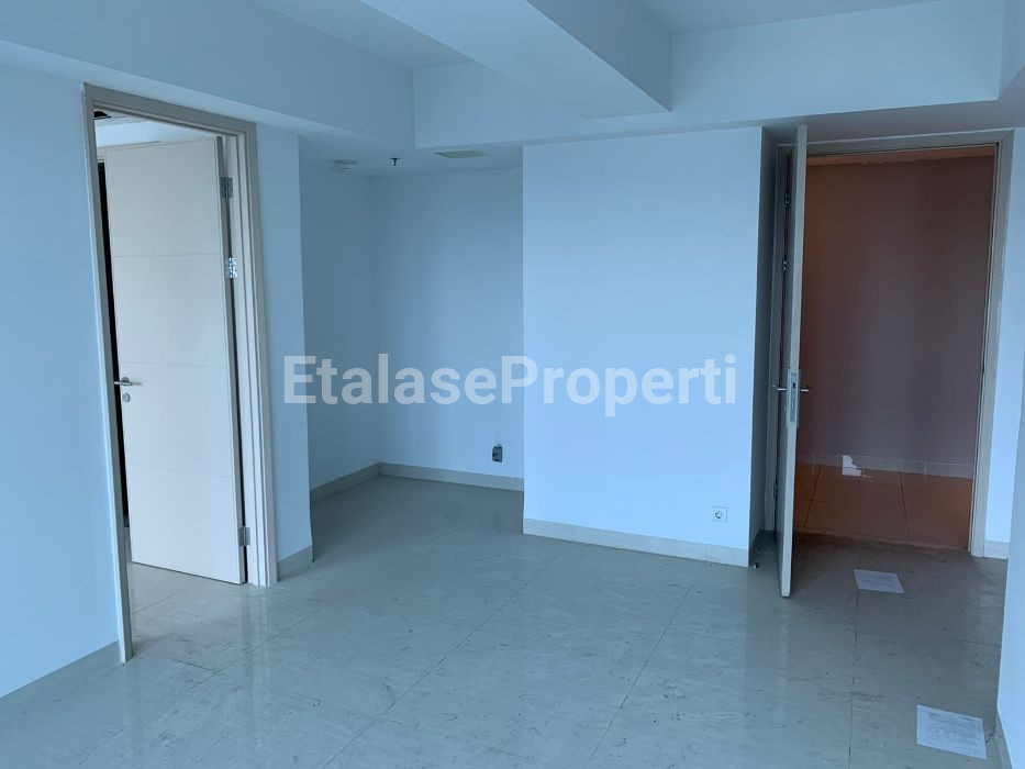 Foto properti For Sale Apartment 2BR La Riz  Pakuwon Mall *Kosongan* 3