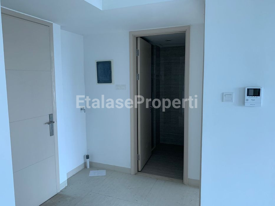 Foto properti For Sale Apartment 2BR La Riz  Pakuwon Mall *Kosongan* 5