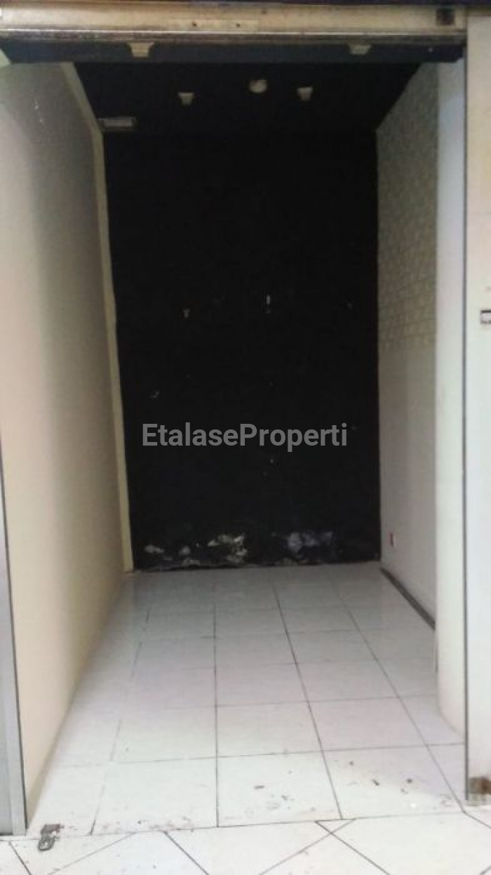 Foto properti Stand Toko Di Pusat Grosir Surabaya (PGS) Disewakan Murah 2