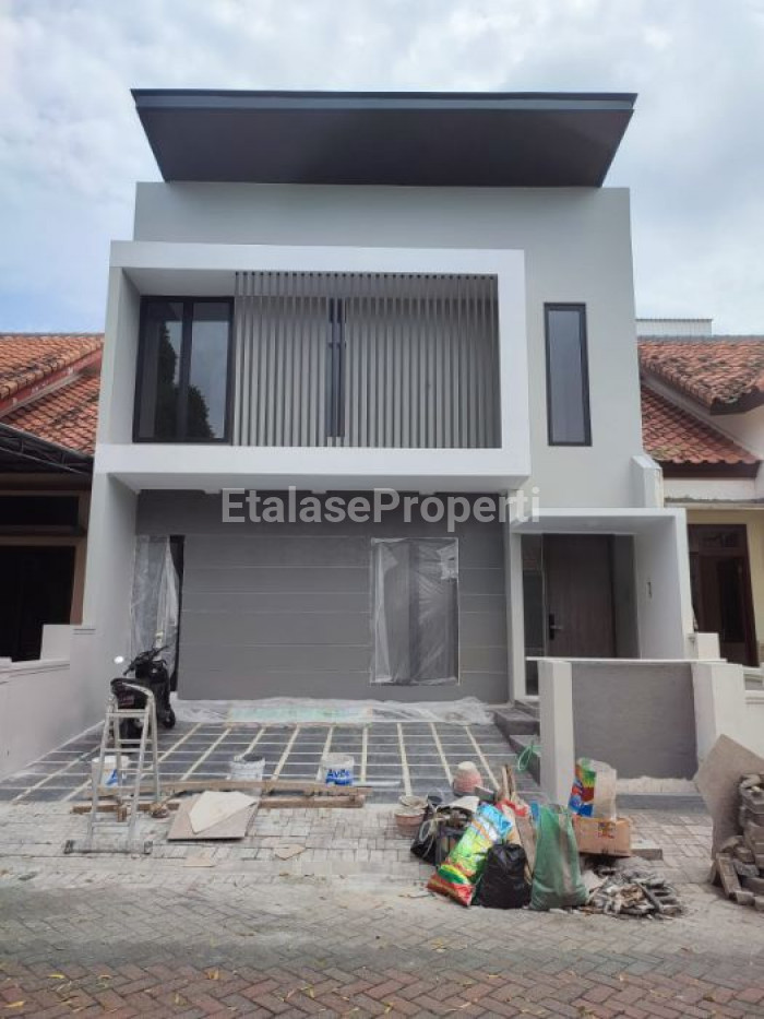 Foto properti BARU GRESS! Dijual Rumah Minimalis Taman Gapura Citraland 1