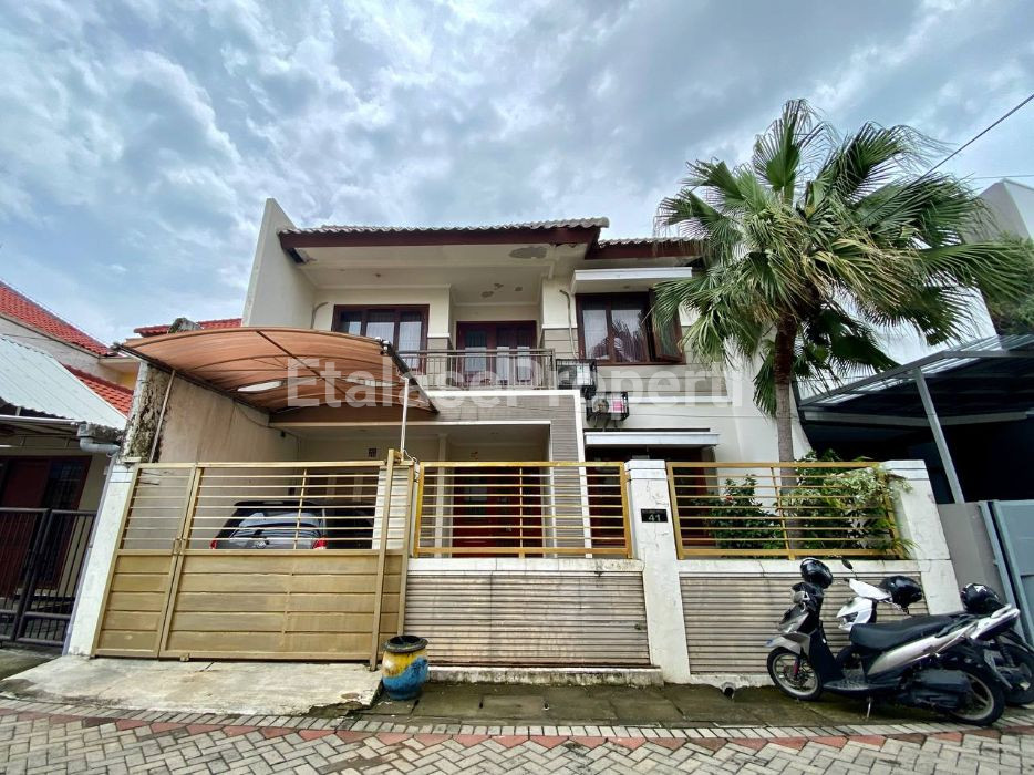 Foto properti SELANGKAH KE DHARAMHUSADA INDAH ! Dijual Rumah Mojoklanggru 2 Lantai 1