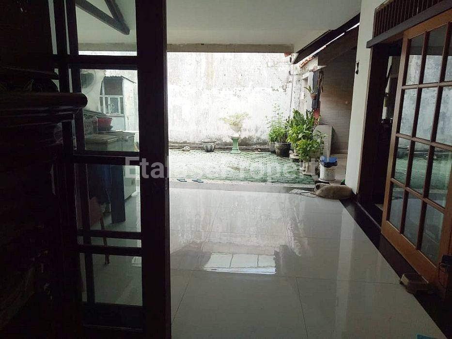 Foto properti DIJUAL RUMAH BESAR 5 KAMAR DI RUNGKUT LOR SURABAYA 8