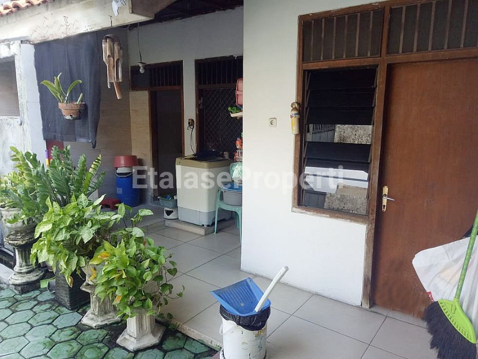 Foto properti DIJUAL RUMAH BESAR 5 KAMAR DI RUNGKUT LOR SURABAYA 9