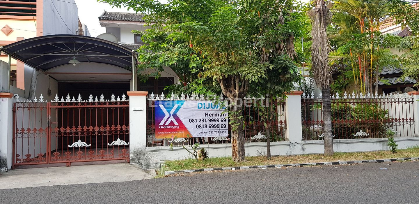 Foto properti Jual Rumah Nyaman Dan Dekat Jalan Utama Di Jl. Sarono Jiwo, Surabaya. 1